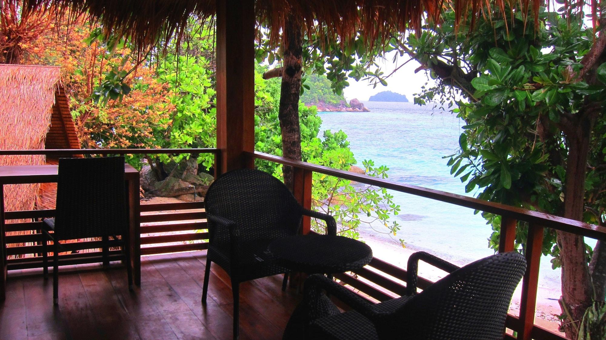 Ten Moons Lipe Resort Exterior foto