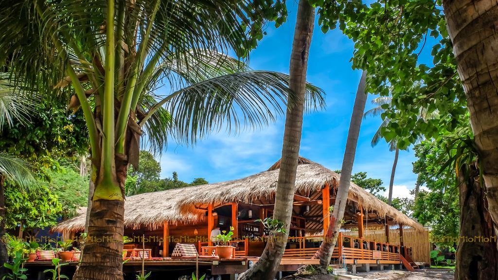 Ten Moons Lipe Resort Exterior foto